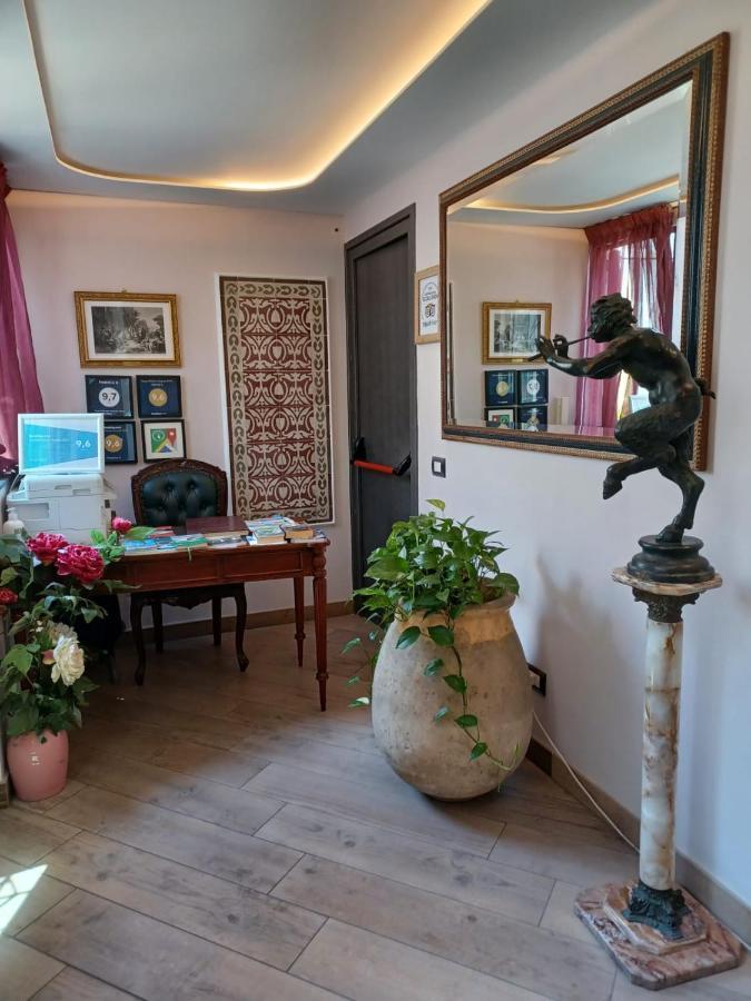 B&B Federico II Naples Exterior photo